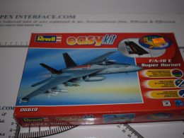 Revell Easy Kit F/A-18 E Super Hornet 1:100