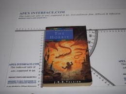 The Hobbit - J.R.R.Tolkien, ISBN 0006754023