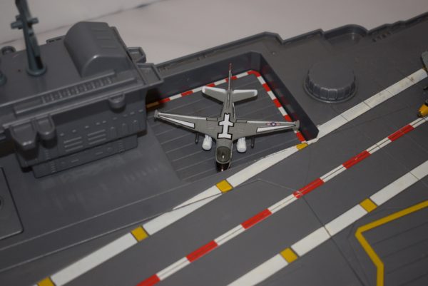 Aircraft Carrier Moving parts