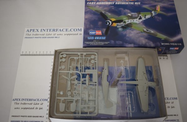 Hobbyboss - Bf109G-10 172 In Box Preview Contents