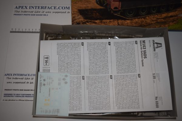 Italeri - M163 VADS Vulcan Box Contents