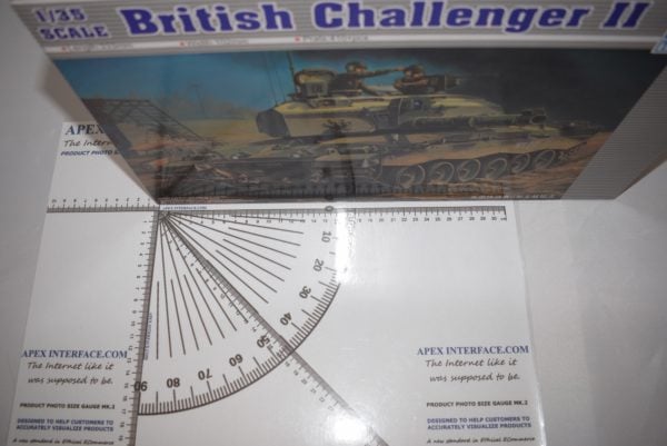 Trumpeter - British Challenger 2 135 size