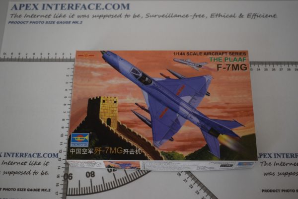 Trumpeter - Chinese Mig 21 PLAAF Shenyan F-7MG 1144