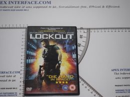 Lockout, Guy Pearce, Maggie Grace, Science Fiction Action Film, 2012.