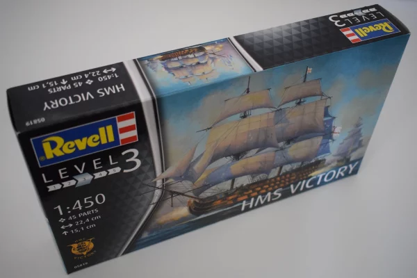 Miniature HMS Victory sailboat 1 450 scale