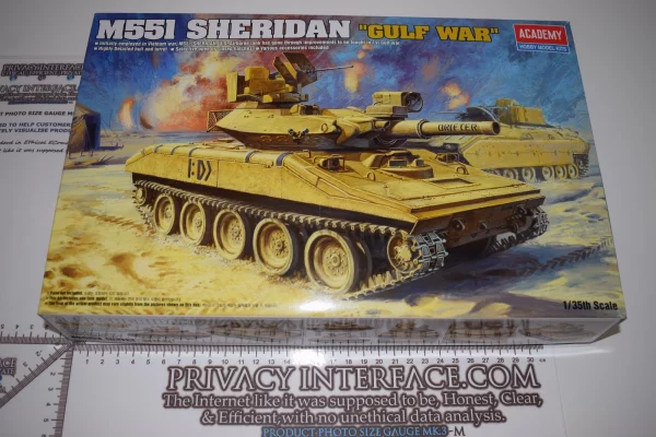 Academy M551 Sheridan Light Tank Model Kit