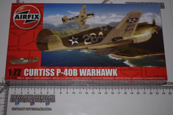 Airfix Curtiss P40B Warhawk 1 72 Model kit