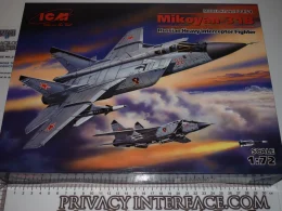ICM MIG 31 Mikoyan 31B Russian Heavy Interceptor Fighter 1 72 model kit