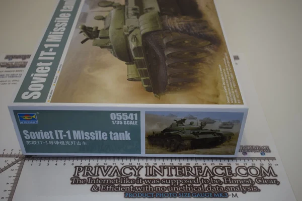 IT 1 Missile Tank Model Kit