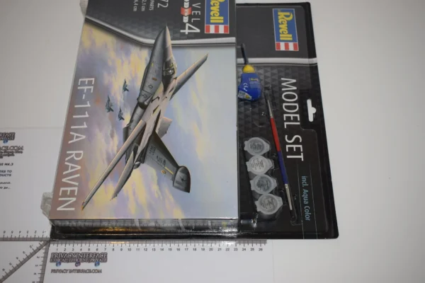RAVEN Model Kit 1 72