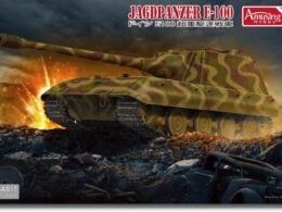 Amusing Hobby 1/35 Scale Jagdpanzer E-100 Plastic Model Kit